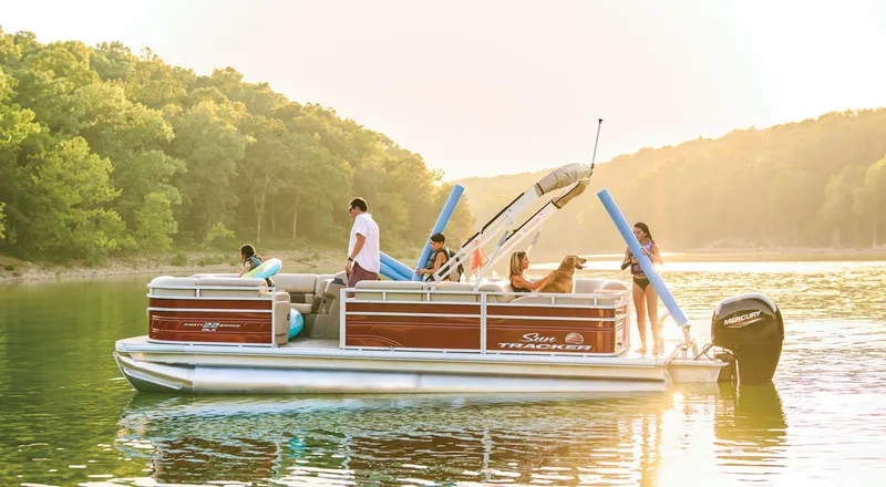 Slide: The Image of Sun Tracker Party Barge 22 RF DLX 2024 - 50