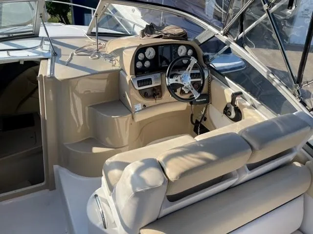 Slide: The Image of Four Winns 258 Vista 2008 - 12