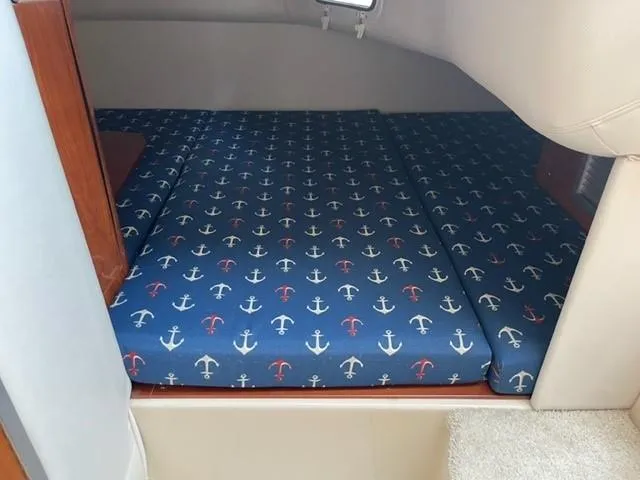 Slide: The Image of Four Winns 258 Vista 2008 - 9