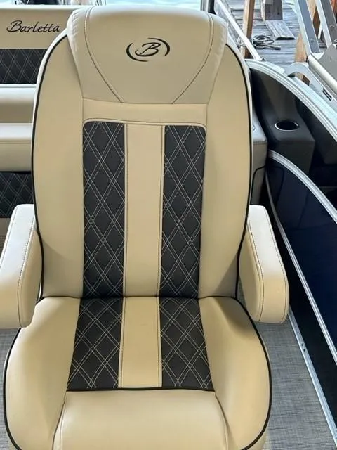 Slide: The Image of Barletta L23UC 2021 - 16