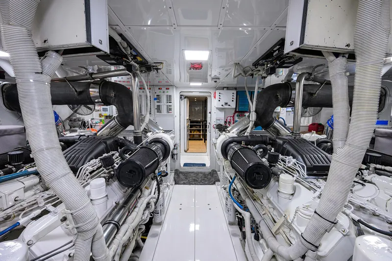 Slide: The Image of Broward 108 Raised Pilothouse 1997 - 141