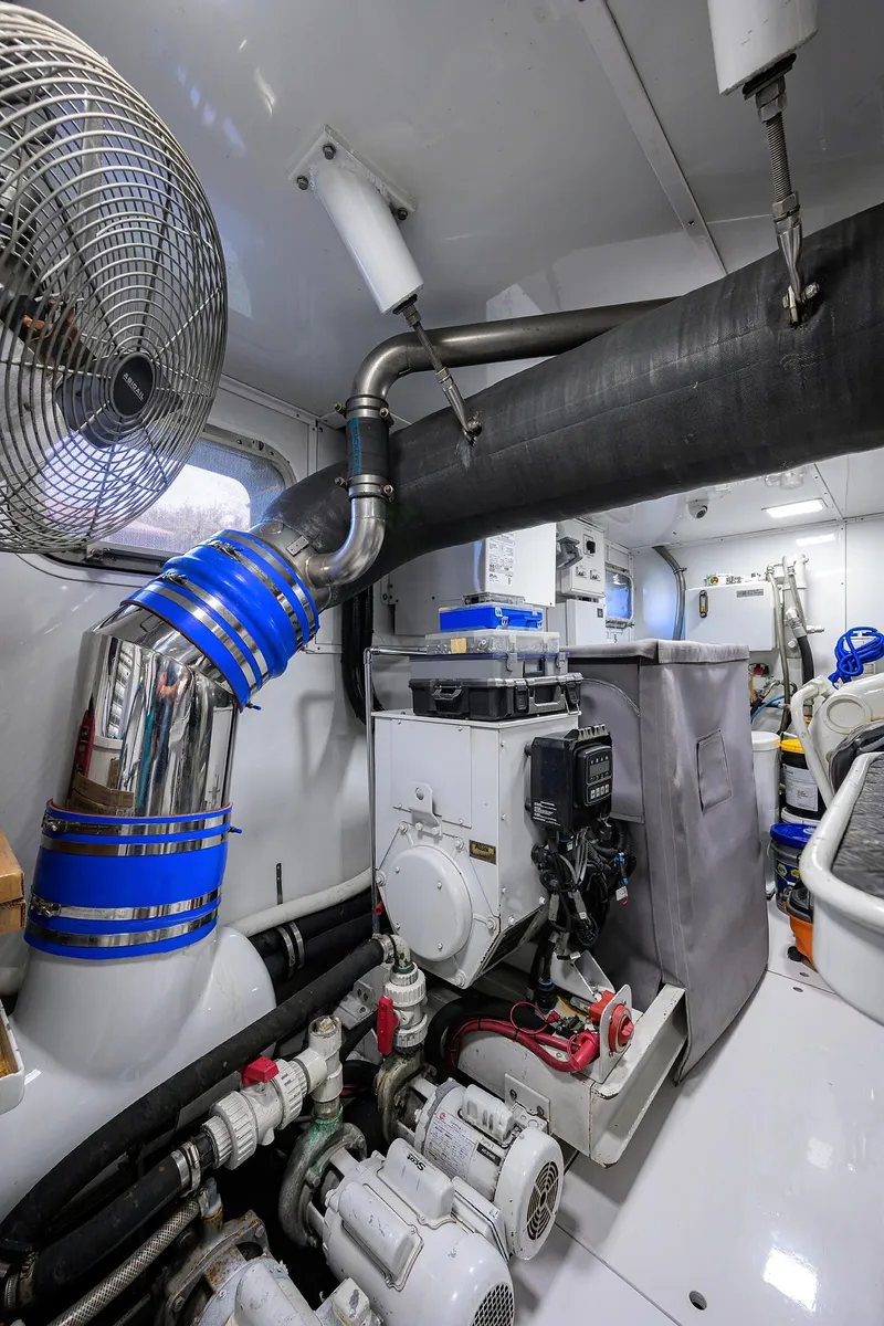 Slide: The Image of Broward 108 Raised Pilothouse 1997 - 142