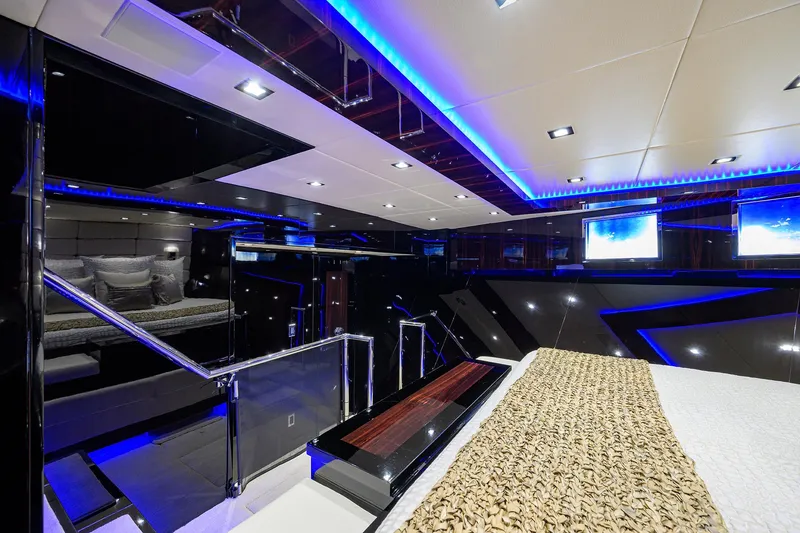 Slide: The Image of Broward 108 Raised Pilothouse 1997 - 62