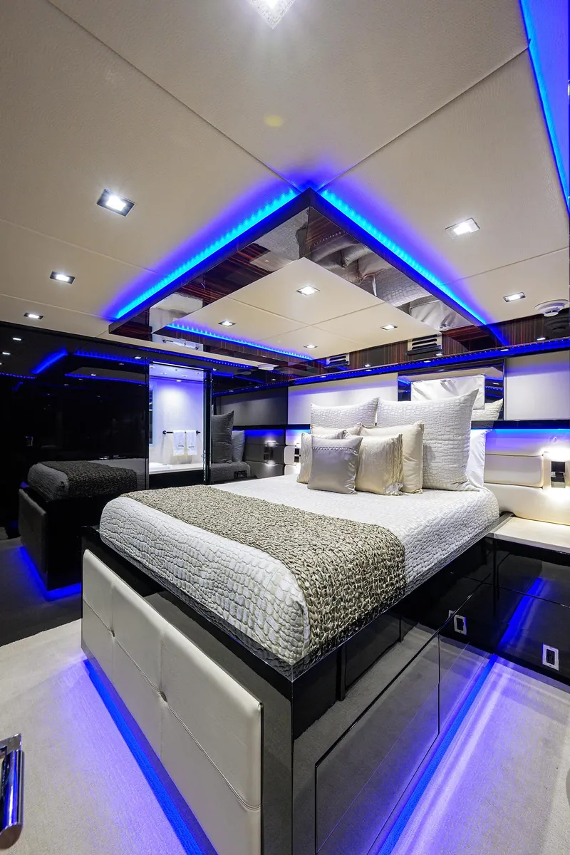 Slide: The Image of Broward 108 Raised Pilothouse 1997 - 67