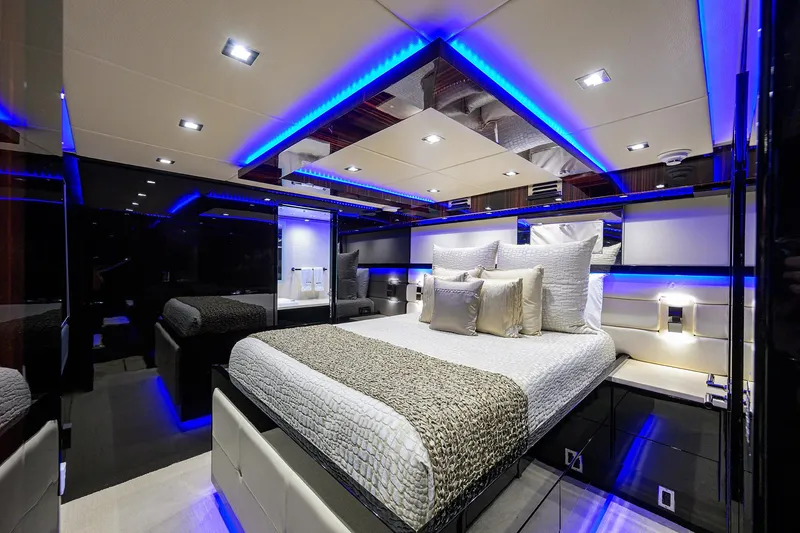 Slide: The Image of Broward 108 Raised Pilothouse 1997 - 68