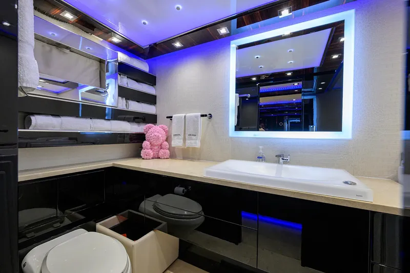 Slide: The Image of Broward 108 Raised Pilothouse 1997 - 82