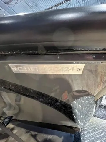 Slide: The Image of Phoenix Bass Boat 921 Elite 2024 - 21