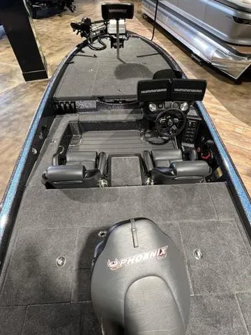 Slide: The Image of Phoenix Bass Boat 920 Elite 2024 - 10