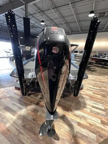 Slide: The Image of Phoenix Bass Boat 920 Elite 2024 - 8