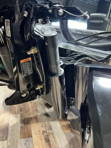 Slide: The Image of Phoenix Bass Boat 920 Elite 2024 - 9