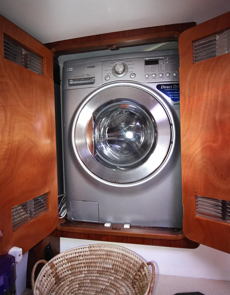 Slide: The Image of Washer, port hull workroom - 17