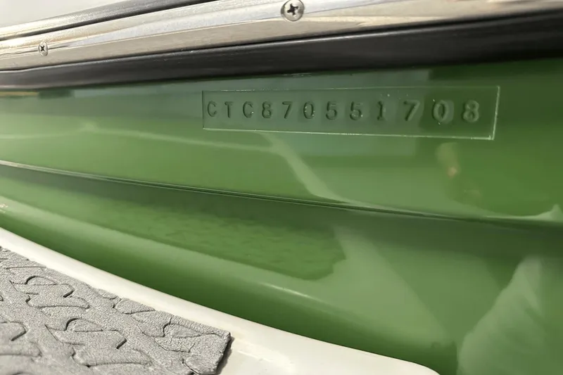 Slide: The Image of Nautique Super Air Nautique 210 2008 - 109