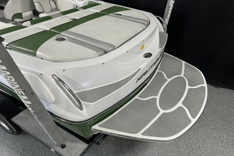Slide: The Image of Nautique Super Air Nautique 210 2008 - 16