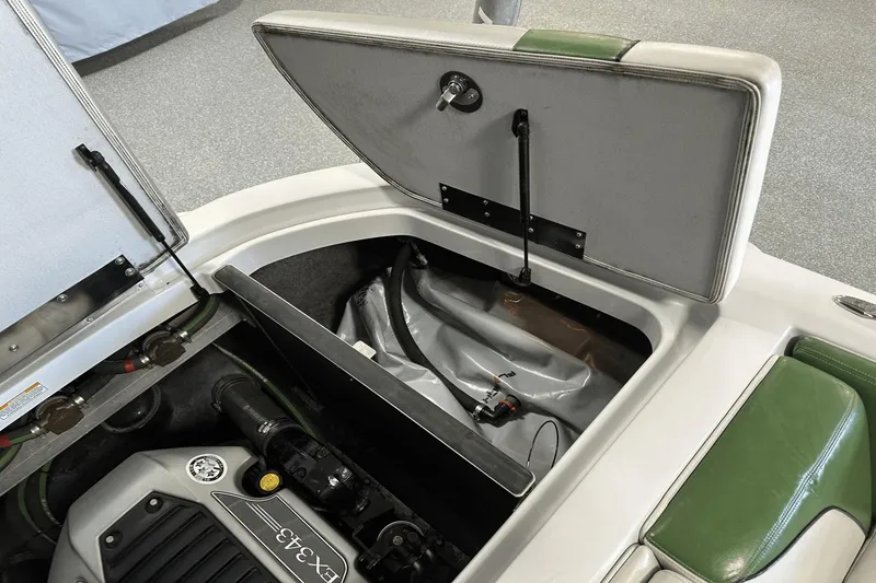 Slide: The Image of Nautique Super Air Nautique 210 2008 - 33