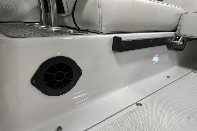 Slide: The Image of Nautique Super Air Nautique 210 2008 - 48