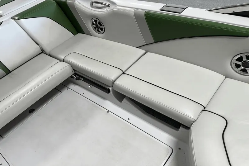 Slide: The Image of Nautique Super Air Nautique 210 2008 - 55