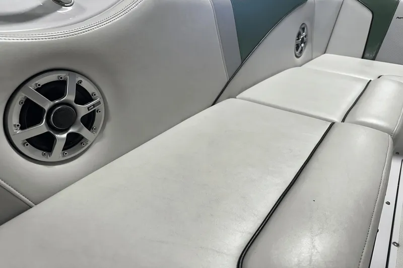 Slide: The Image of Nautique Super Air Nautique 210 2008 - 61