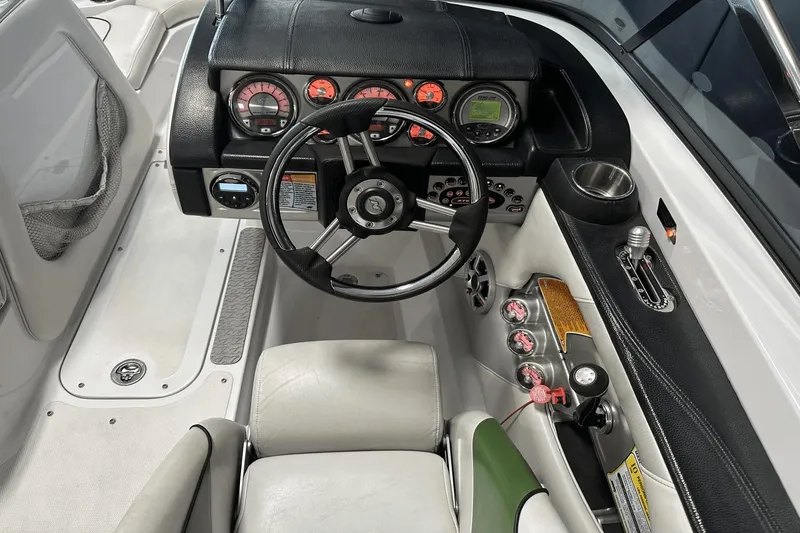Slide: The Image of Nautique Super Air Nautique 210 2008 - 70