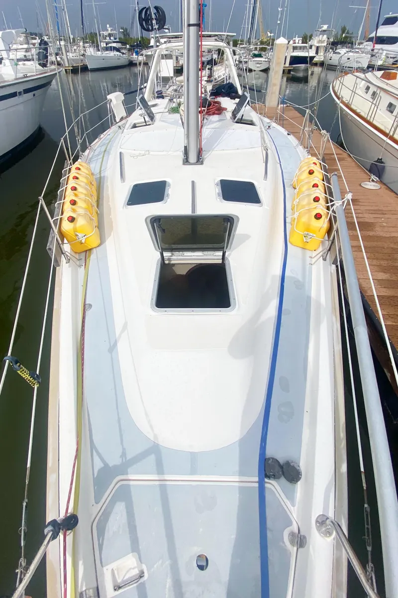 Slide: The Image of Hunter 430 1997 - 55