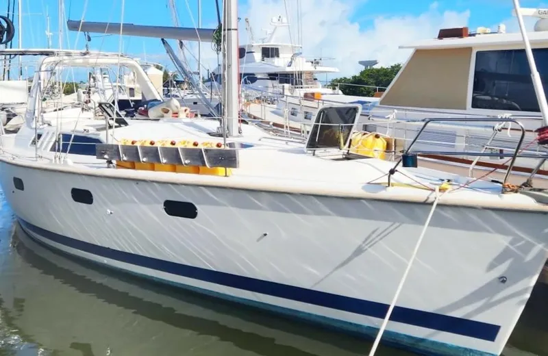 Slide: The Image of Hunter 430 1997 - 57