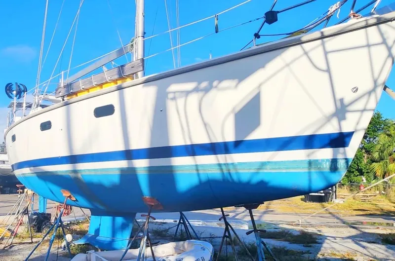 Slide: The Image of Hunter 430 1997 - 63