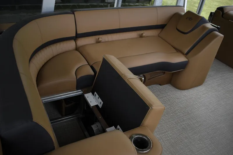 Slide: The Image of Battery compartment - 14