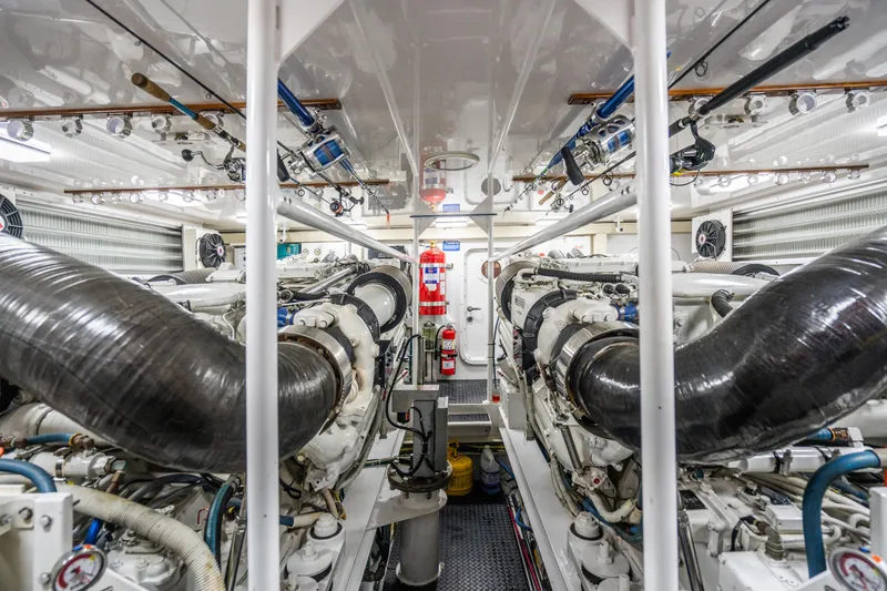 Slide: The Image of Viking 68 Convertible 2006 - 60