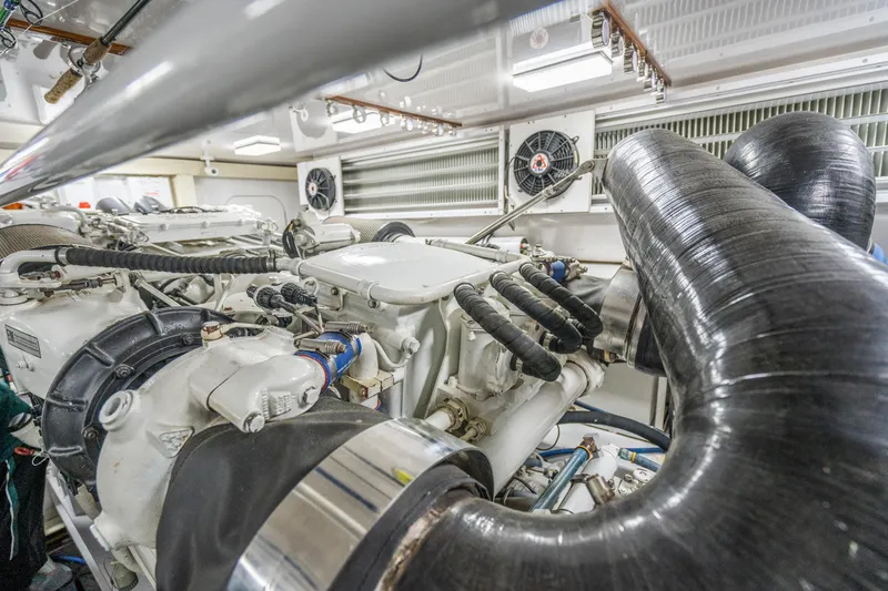 Slide: The Image of Viking 68 Convertible 2006 - 67