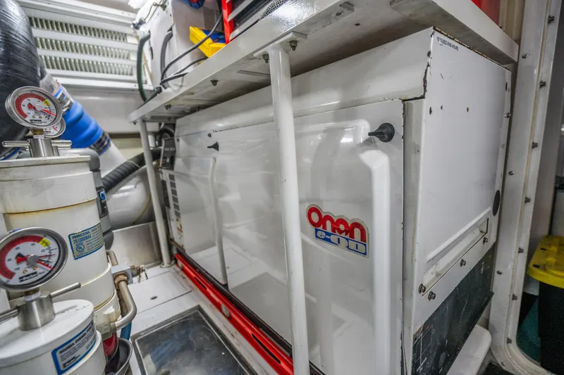 Slide: The Image of Viking 68 Convertible 2006 - 71