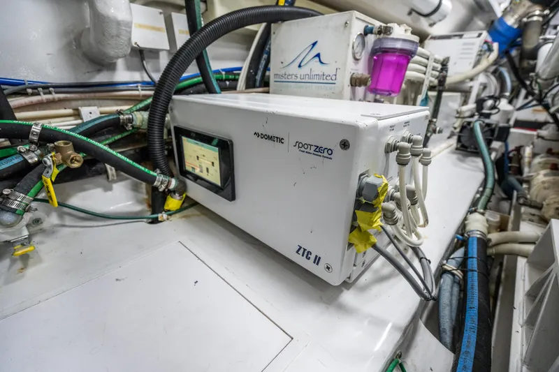 Slide: The Image of Viking 68 Convertible 2006 - 72