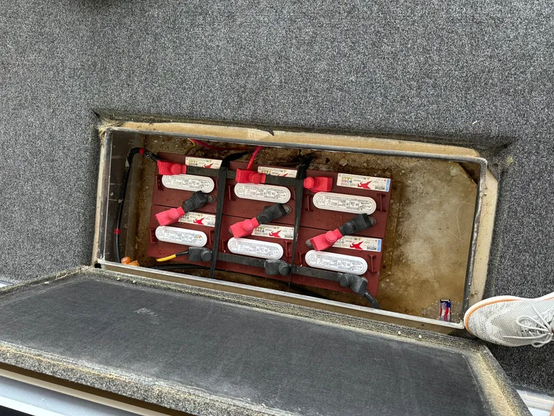 Slide: The Image of Sharpe 75' Houseboat 2003 - 50