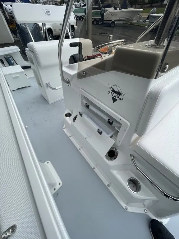 Slide: The Image of Steiger Craft 21 Classic 2027 - 13