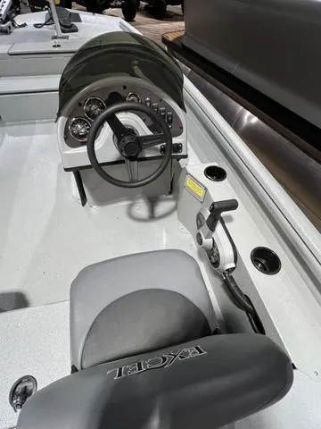 Slide: The Image of Excel 1960 Stalker SC 2024 - 14