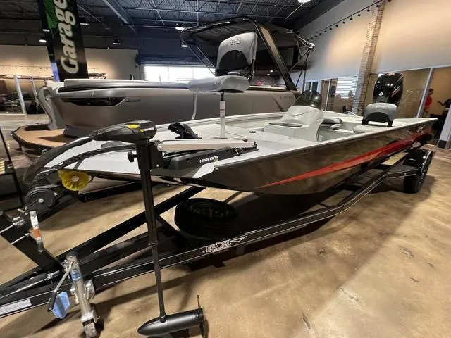 Slide: The Image of Excel 1960 Stalker SC 2024 - 5