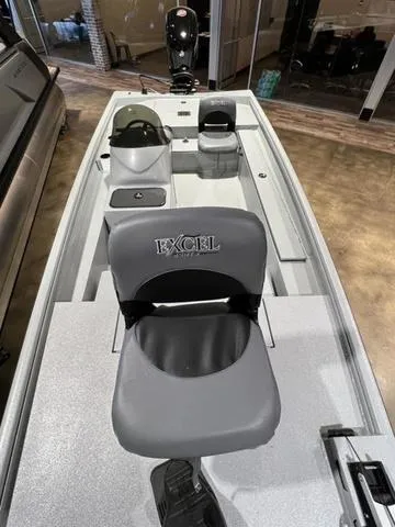 Slide: The Image of Excel 1960 Stalker SC 2024 - 8