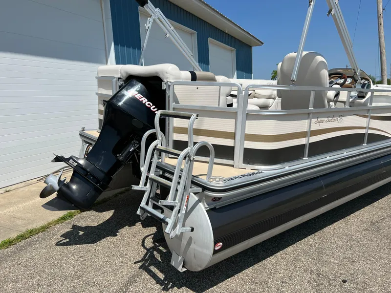 Slide: The Image of 2006 Harris FloteBote 250 Super Sunliner pontoon boat with Mercury outboard motor. - 3