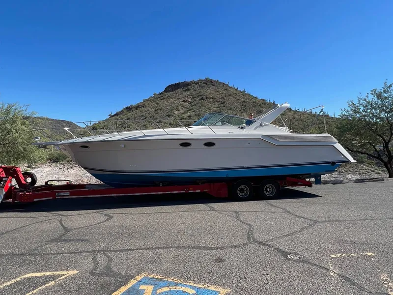 Slide: The Image of Wellcraft 43 Portofino 1991 - 10