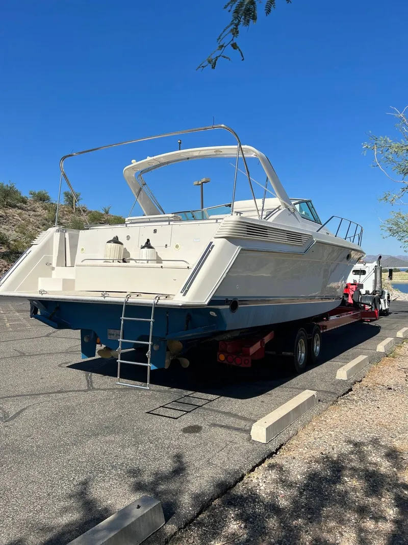 Slide: The Image of Wellcraft 43 Portofino 1991 - 9