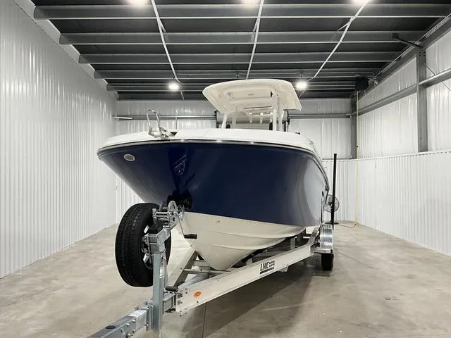 Slide: The Image of Bayliner Trophy T24CC 2024 - 2