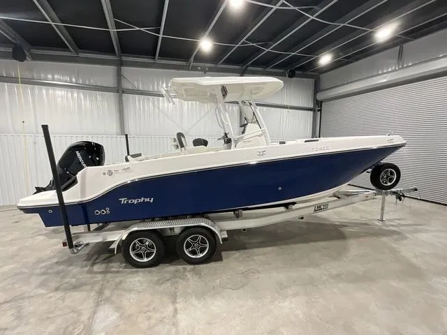 Slide: The Image of Bayliner Trophy T24CC 2024 - 7