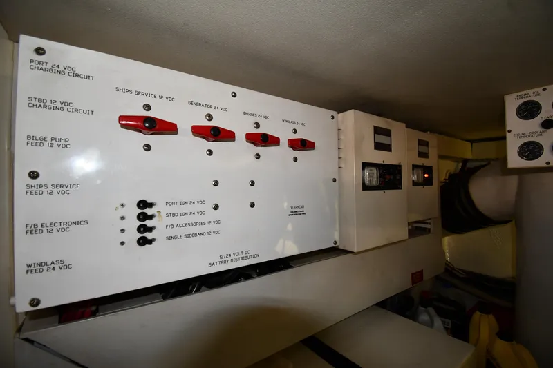 Slide: The Image of Viking 60 Cockpit Sport Yacht 1997 - 112
