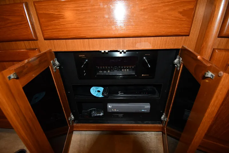 Slide: The Image of Viking 60 Cockpit Sport Yacht 1997 - 115