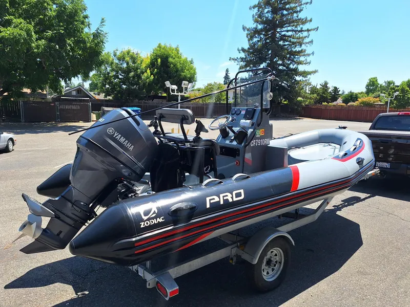 Slide: The Image of Zodiac Pro 550 2015 - 0