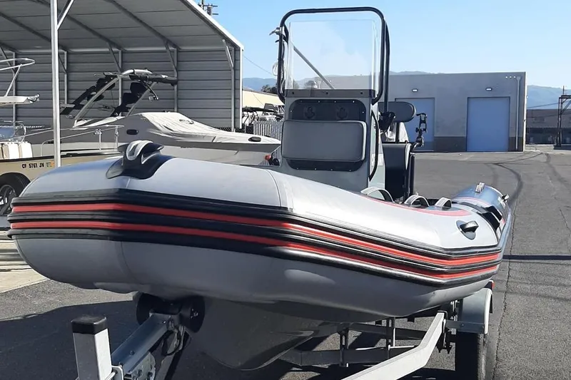 Slide: The Image of Zodiac Pro 550 2015 - 16