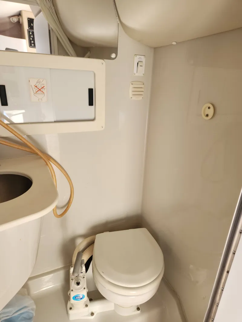 Slide: The Image of Crownline Boats 268 CR7.4 L 1998 - 7