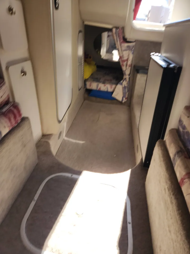 Slide: The Image of Crownline Boats 268 CR7.4 L 1998 - 9