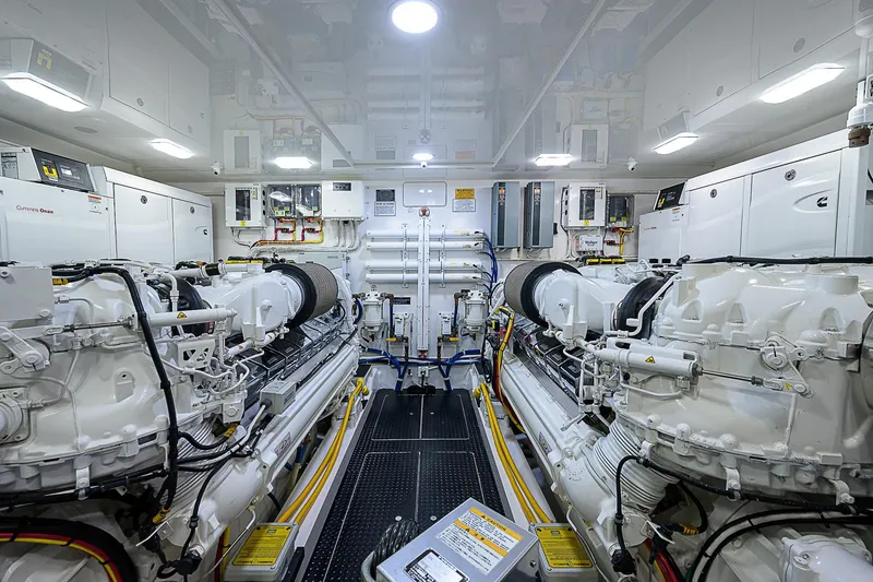 Slide: The Image of Viking 92 Sky Bridge 2018 - 110