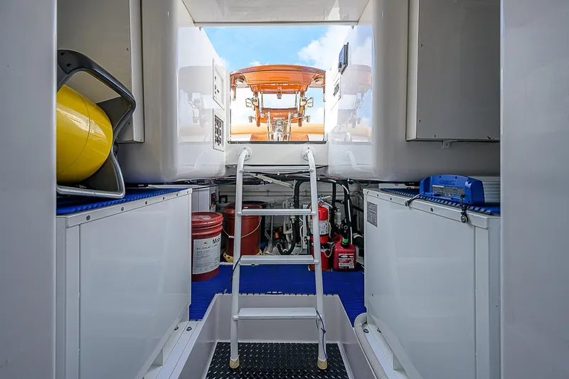 Slide: The Image of Viking 92 Sky Bridge 2018 - 97