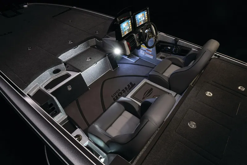 Slide: The Image of Triton 21XP Patriot 2024 - 88