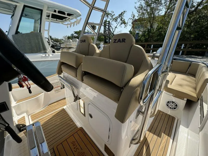 Slide: The Image of Helm Seating - 14